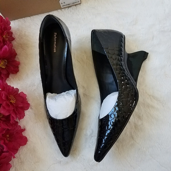 REFORMATION Willa Pump - Picture 1 of 7